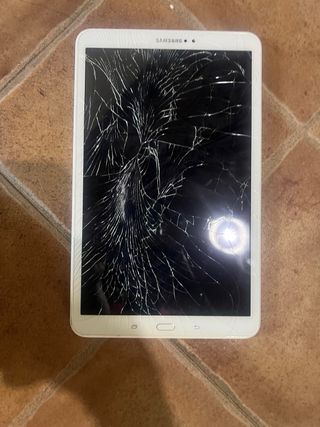 Tablet Samsung Galaxy Tab blanca - pantalla rota