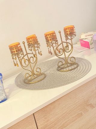 2 Candelabros metal dorado