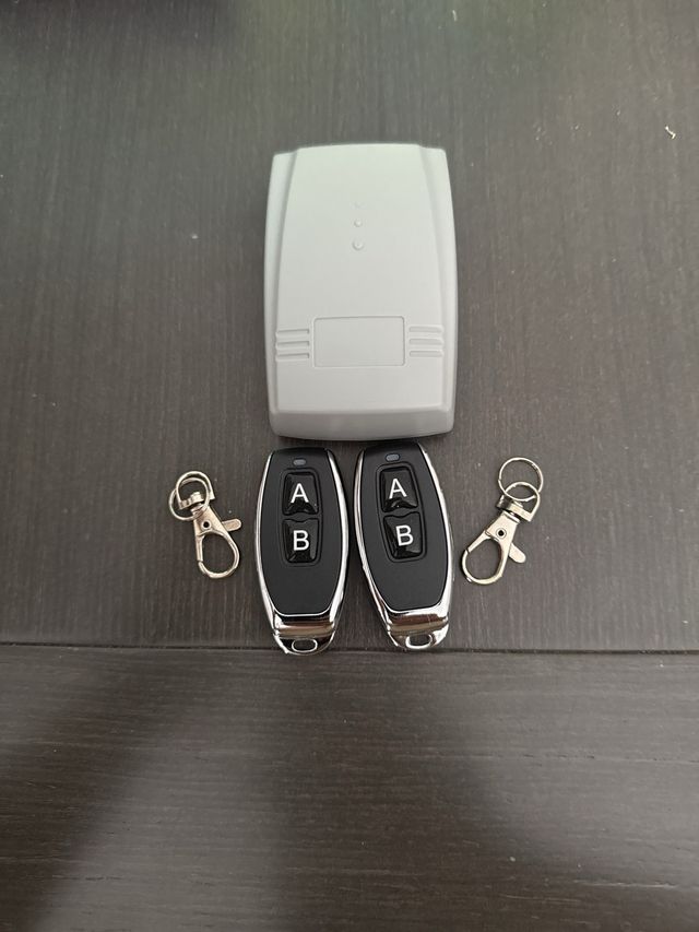 Repetidor puerta garaje + 2 mandos