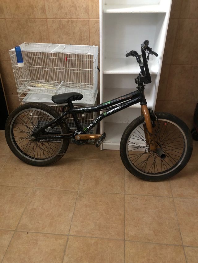 Bicicletta BMX Monster Energy