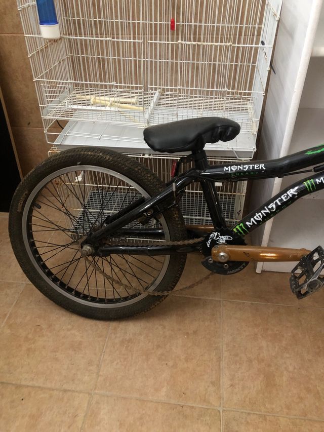 Bicicletta BMX Monster Energy