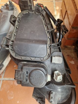 Faros Peugeot 206