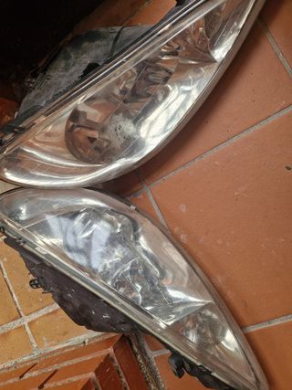 Faros Peugeot 206