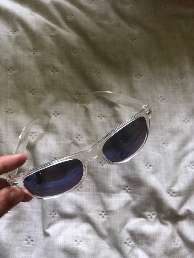 Gafas de sol transparentes