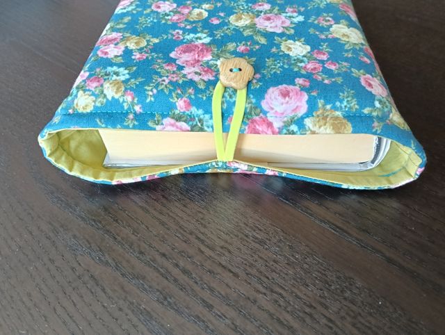 Funda libro acolchada Lecturas de otoño