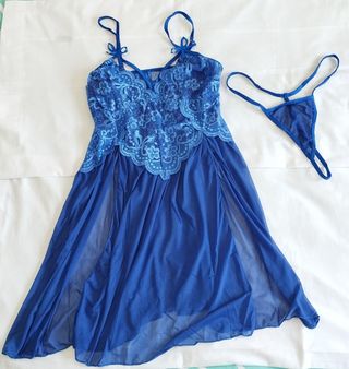 Lencería azul sexy