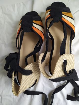 Alpargatas mujer negras y naranjas