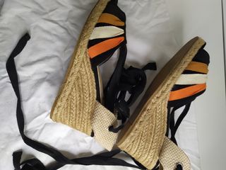 Alpargatas mujer negras y naranjas