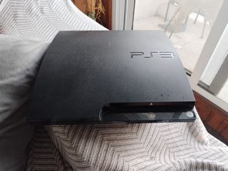 PS3 (PlayStation 3) Slim Negra