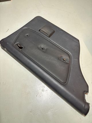 Panel puerta trasera izq Mercedes w123