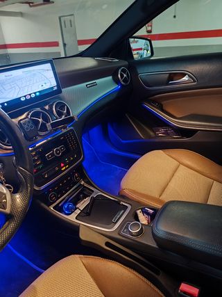 Mercedes-Benz GLA 2014