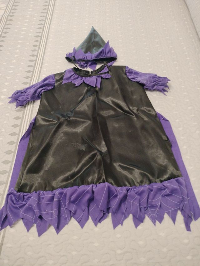 Disfraz Bruja niña Halloweede tres a cuatro años 