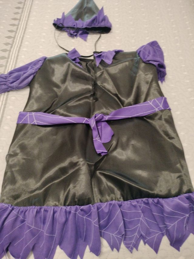 Disfraz Bruja niña Halloweede tres a cuatro años 