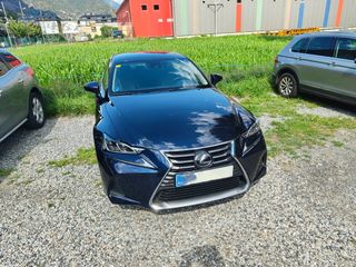 Lexus IS300h - 223CV - 2018 - 145.000km