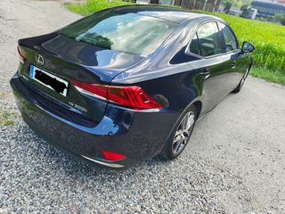 Lexus IS300h - 223CV - 2018 - 145.000km