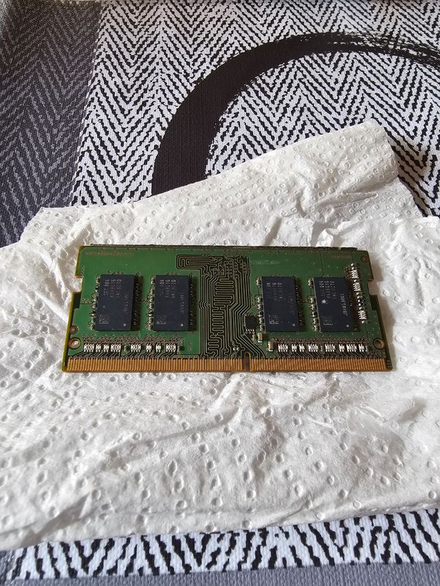 RAM 8GB DDR4 - Memoria RAM