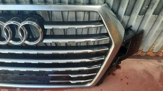 Rejilla Audi Q7 (4M0853651JRN4)