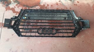 Rejilla Audi Q7 (4M0853651JRN4)