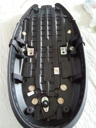 Sillín Moto Triumph Bonneville T100 Negro