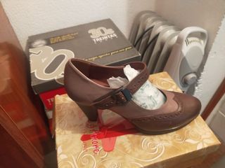 Zapatos de tacón cómodos marca Pitillos- número 40