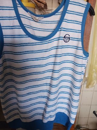 Canotta Sergio Tacchini rosa-bianca o blu è bianca