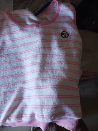 Canotta Sergio Tacchini rosa-bianca o blu è bianca