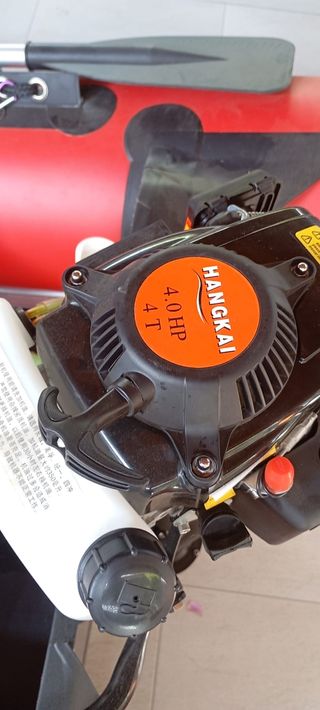 Motor fueraborda Hangkai 4HP - Como nuevo.