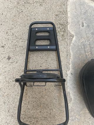Respaldo con baúl Vespa