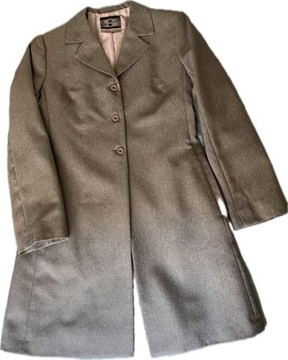 Traje Gris Mujer - Elegante. System action. 40