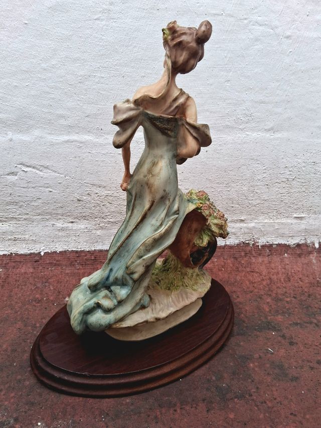 Figura porcelana mujer carro de flores | Vintage