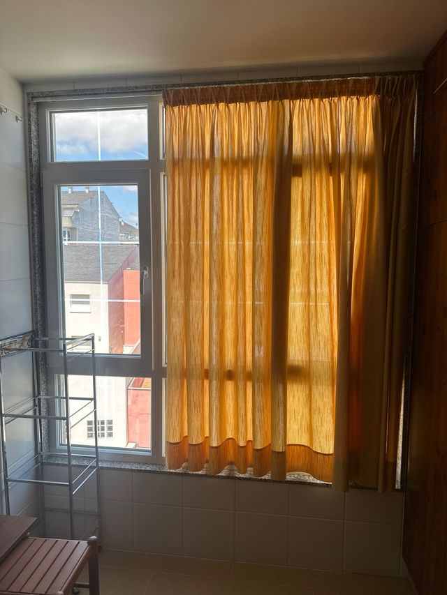 Cortinas beige - 2 unidades