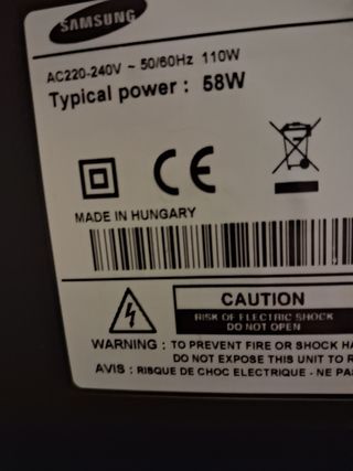 TV Samsung 43" Negra