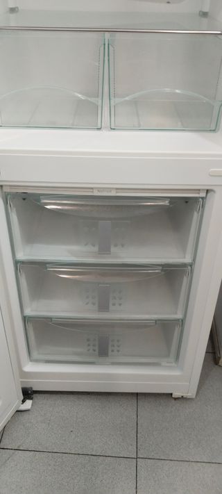 NEVERA LIEBHERR COMBINADA NOFROST SEGUNDAMANO