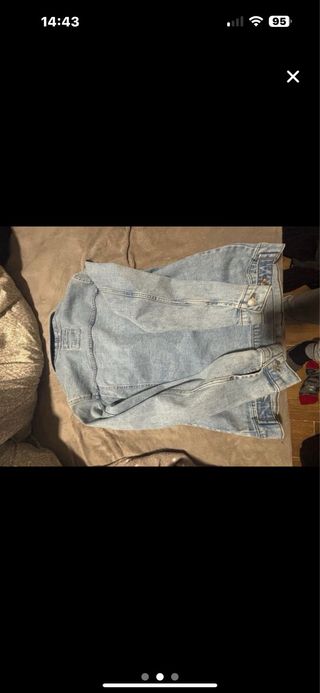 dos Chaquetas vaqueras Zara azul tejana +roja