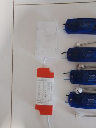 4 Transformadores LED + 1 extra