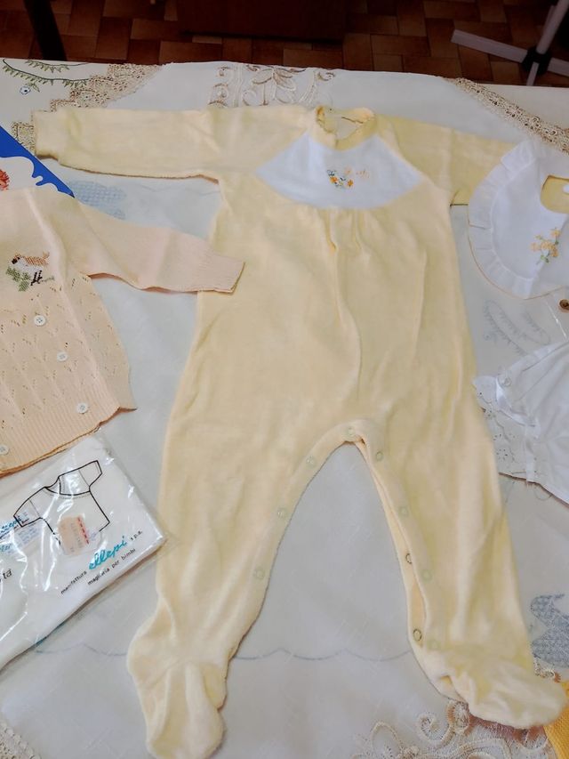Completo neonata anni '80 vintage