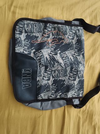 Mochila NBA - Gris y Negra