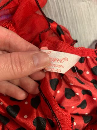 Camisón rojo corazones