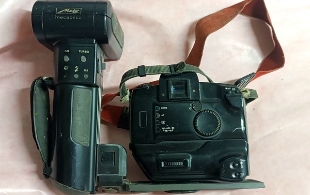 Canon EOS 5 + Flash Metz 50MZ-5