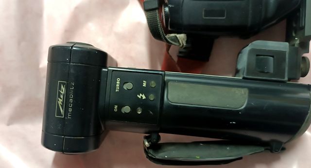 Canon EOS 5 + Flash Metz 50MZ-5