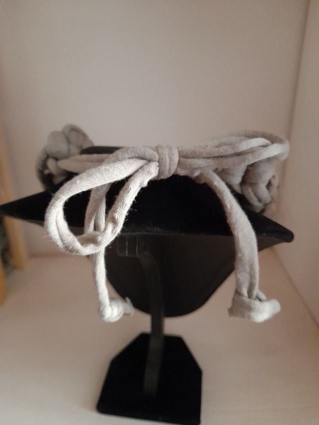 Collana uncinetto col.mastice