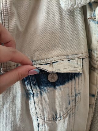 Chaqueta Bershka M - Vaquera Desgastada