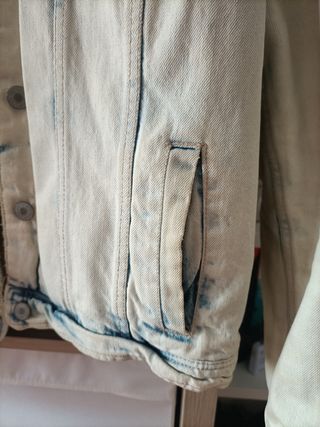Chaqueta Bershka M - Vaquera Desgastada