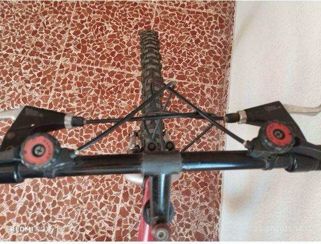 Bicicleta montaña adulto roja