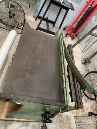 Guillotina industrial - Corta cartón y chapa