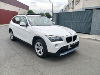 BMW X1 2010 NACIONAL SOLO 210.000 KM pegatina 