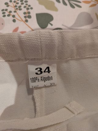 Faldón fallero blanco