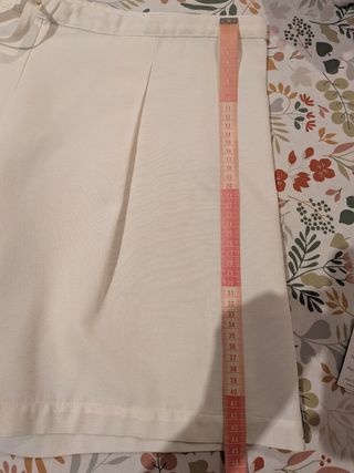 Faldón fallero blanco