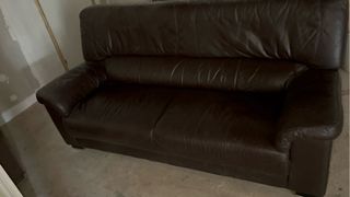 tresillo de piel