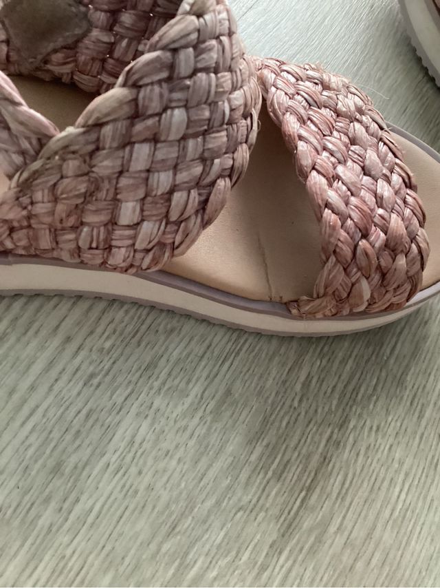 Sandalias niña color rosa claro